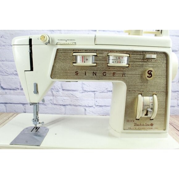 Vintage Singer Golden Touch & Sew Deluxe Zig Zag Model 750 Sewing Machine - Picture 8 of 8